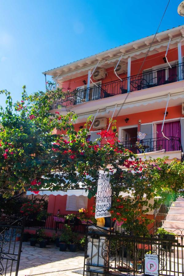 Efthalia Apartments & Studios Nydri  Exterior photo